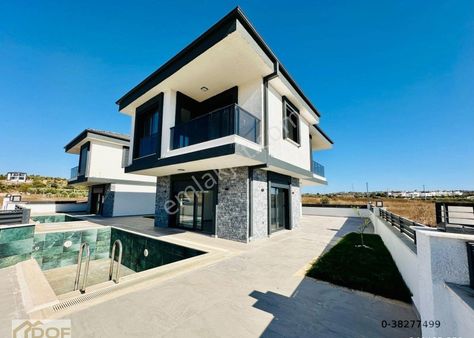 Didim'de Denize Yakın Satılık Tam Müstakil 3+1 Ayrı Mutfaklı Lüx Sıfır Villa