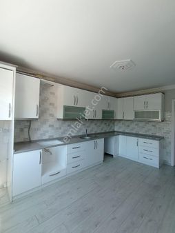 Alyans Emlak'tan Sarniç'ta Kiralık 2+1 Geniş Daire26