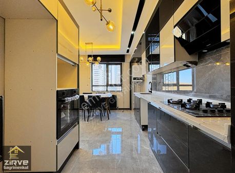 ▆▇█▓zirve▓█▇▆özel Tasarımı İle Göz Kamaştıran Vadi Manzara'da2+1