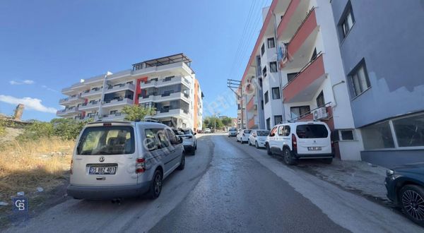 Dikili Salimbey Mahallesi'nde Satılık 2+1 Daire