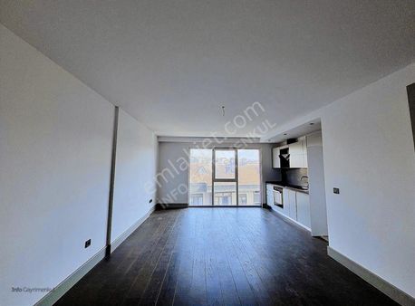 Göktürk De Otoparklı, Spor Salonlu Butik Sitede