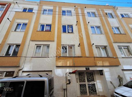 Yzg'den A.ü Eczacılık Girişe 2dk Arakat Ön Cephe Ayrı Mutfak 1+1