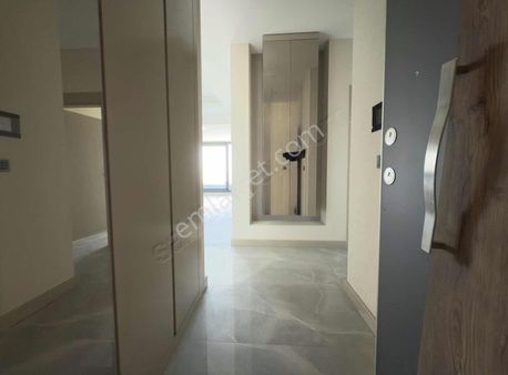 Konak İzka Line Deniz Manz. Satılık Sıfır 2+1 Balkonlu Daire