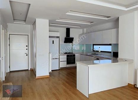 Win Happy'den Havuzlu Site İçersinde Eşyalı Yıllık Kiralık Villa