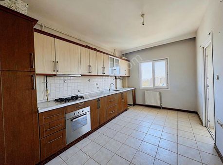 Özlem Yardımcı'dan Yenikent Kardelen Konutlarında Kiralık Daire