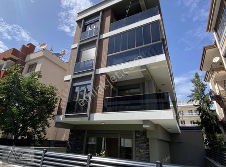 Avcı'dan Altınoluk 2+1 Denize 150m Sıfır Bahçe Dubleksi