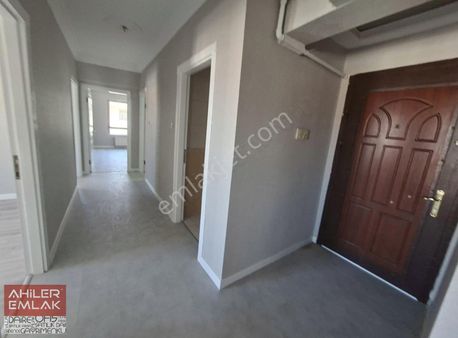 Ahiler'den 3.katta Asansörlü Güney Dogu Cephe 3 Oda 1 Salon ...