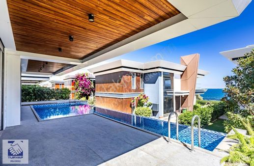 İskelenin En Prestijli Villası Gaggenau & Dornbracht Donanımlı