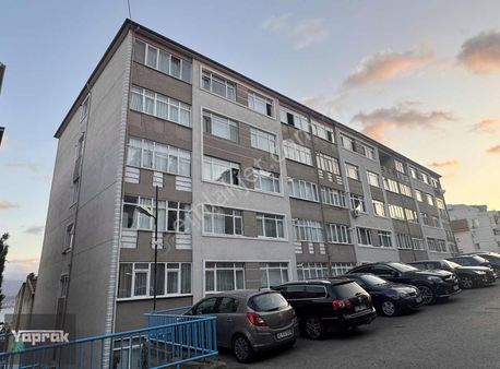 İzmit Yenimahallede Deniz Manzaralı Masrafsız 2+1 Daire