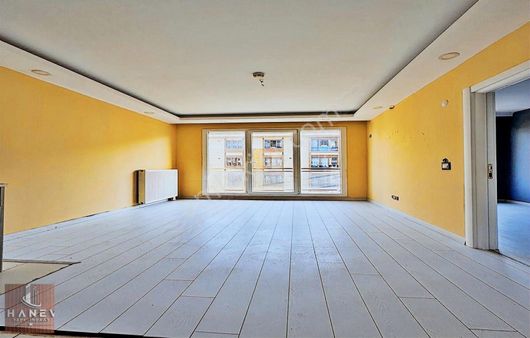 Lüks Sitede Satılık İskanlı Kat Mülkiyetli Krediye Uygun Daire