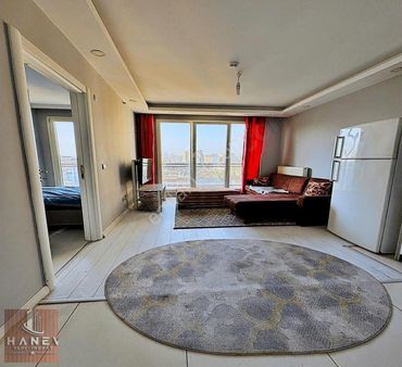 Marmara Park Awm'ye 10 Dakika Site İçerisinde 1+1 Kiralık Daire