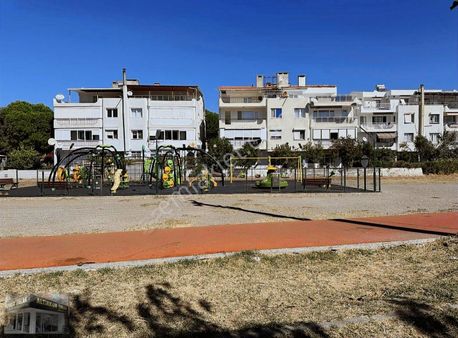 Altınkum Emlak'tan Plaja 300m 1+0 Satılık Yazlık