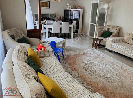 Adapazarı Merkezde Ferah Güney Cephe Satılık Daire