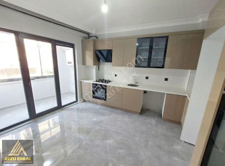 Arzu Emlaktan Gazi Mah. Satılık Sıfır 3+1 Asansörlü Daire