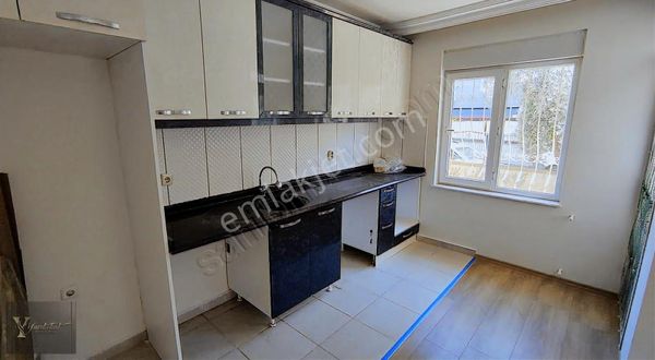 Kültür'de Eşyasız Kiralık 2+1