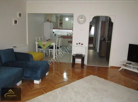 Bostanlı Migros Arkası Arakat 2+1 Daire