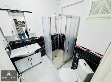 Demir İnşaattan İsmetpaşa Mah 2+1 Önü Açık Köşebaşı 1.kat