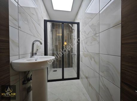 Kutlar'dan İbnisina'dan Park Manzaralı Ultra Lux*2.5+1*daireler!