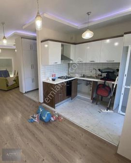 Ambarcı'dan Yelki'de Satılık Arakat 3+1 Daire