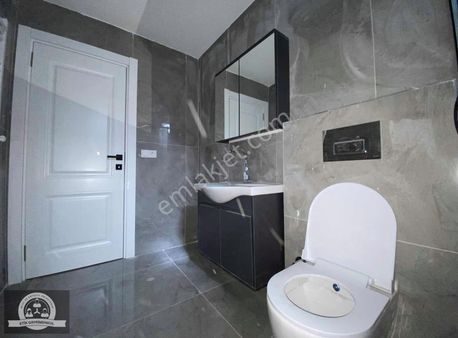 Sultanbeyli Merkez'de Sıfır Binada 2+1 Satılık Fırsat Daire