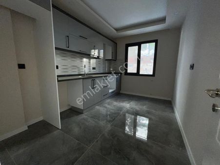 Ayrı Mutfak Geniş Daire