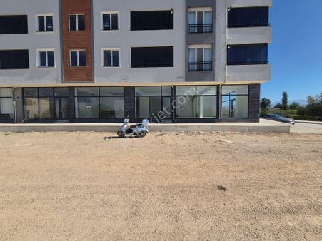 Erkan Anbar Dan Kiralık Sıfır Dükkan Suluova Bireylül Mahallesi