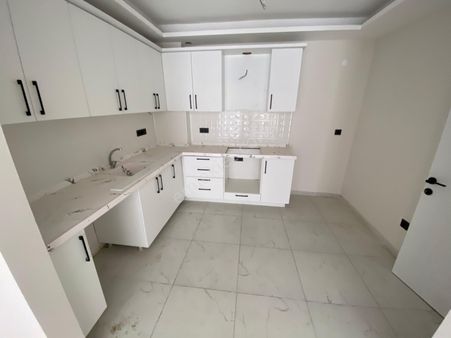 Dağlı Gayrimenkul’den Ayvalık Altınova’da 2+1 Çok Kullanışlı Daire