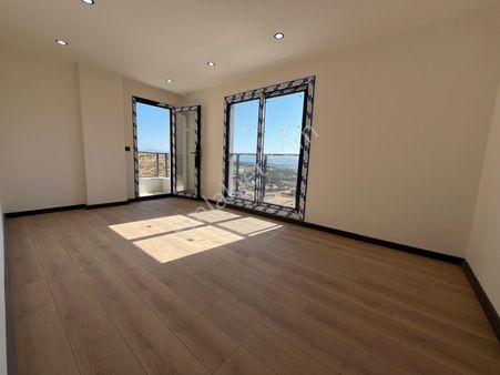 Satılık Ayrı Mutfak Geniş Daire 🔰