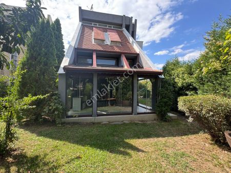 Kırkpınar Bağdat Caddesi Üzerinde Ded Sitesinde Satılık Müstakil Villa