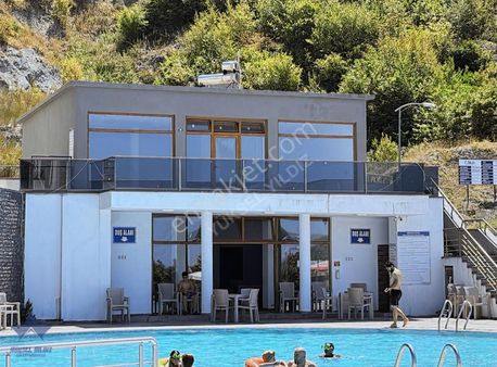 1+1 90m2 Amasrada Site İçi Deniz Manzaralı Havuzlu Satılık Daire