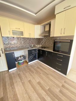 Zaimağa Caddesinde 2+1 Lüx Acill 1 Haftalık Rakam Fırsat Geniş