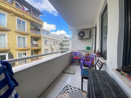 Marmaris Kemeraltın'da Denize Yakın 2+1 Satılık Daire