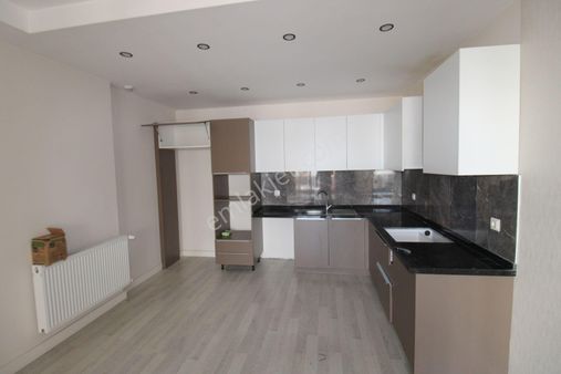 Mezitli Akdeniz Mah Site İçi Satılık 2+1 Daire