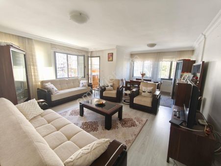 Bahçelievler Mahallesin'de 3+1 Satılık Köşe Daire