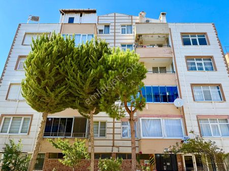 ▶ ▶ Akçay Körfez'den Doğa Manzaralı Ön Cephe Ara Kat 3+1 Satılık Daire