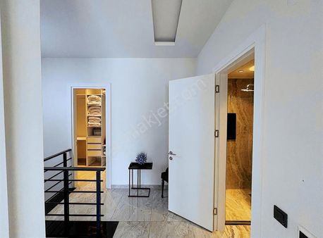 Kellerpınarı Mah Aria35 Satılık 2+1 Dubleks Full Aktiviteli