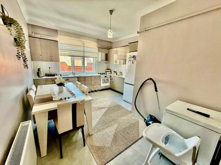 Furkan Emlaktan Baruthane Mh 2+1 1.kat 100m2 3 Yıllık Asansörlü Krediye Uygun Satılık Fırsat Daire