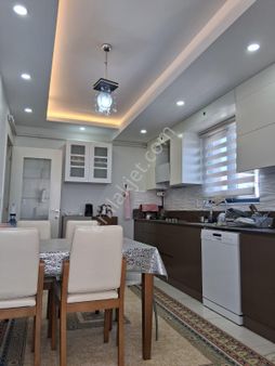 Denizli 1200 Evlerde Yeşil Alan Cepheli Cadde Üzeri Satılık 3+1 Daire