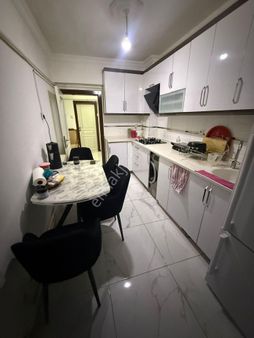 Mareşal Çakmak Mh De3+1 Ara Katta Full Yapılı Daire