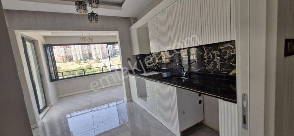 Geniş 2.5+1 Kiralık Daire