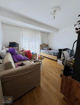 Rüya Emlak'dan Metrobüse 3 Dakika Yürüme Mesafesinde Arakat