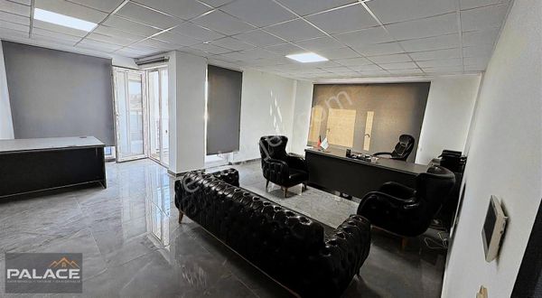 Palace'dan 2+1 Bağımsız Olabilecek Ofis Merkezi Konumda Satılık