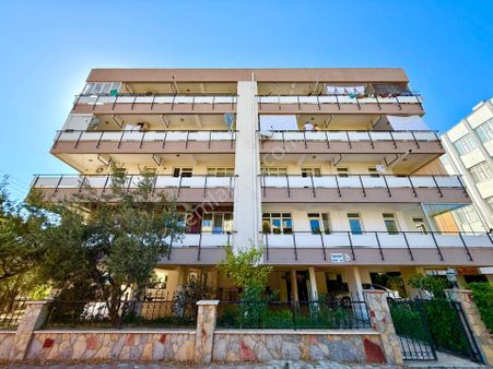 ▶ ▶ Akçay Körfez'den Kaçmaz Fiyata Kapalı Otoparklı 2+1 Satılık Daire