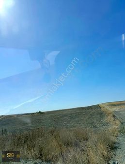 Edirne Merkeze Bağlı Demirhanlı Köyünde 1000 M2 Tarla