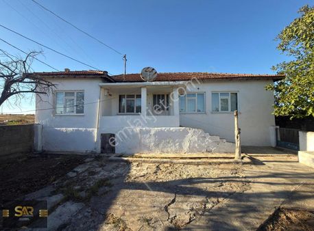 Edirne Lalapaşa Sarıdanişment Köyünde Kurulu Köy Evi Çiftlik