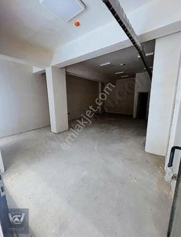Zeytinburnu Telsiz Mah Toki Sitesinde Kiralık Dükan