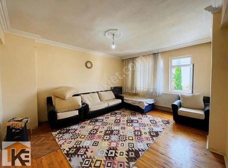 Karadeniz Emlak'tan Cumhuriyet Mh. 3+1 Satılık Daire!