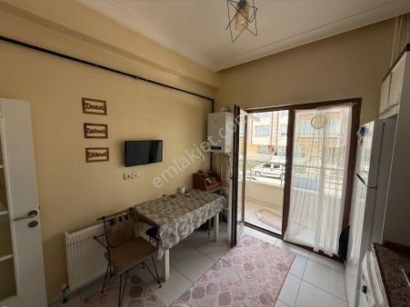 Yılmazer Emlaktan Karapürçek Merkezi Konumda 3+1 Temiz Daire