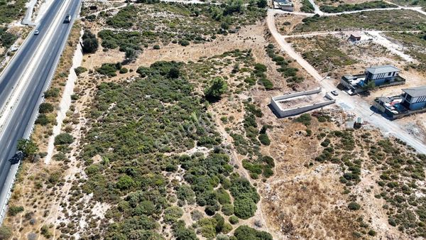 Didim Akyeniköyde Taş Duvarla Çevrili 321 M2 İmarlı Villa Arsası