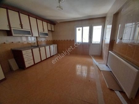 Bucamax Gayrimenkul'den Hasanağa Parkı Yk.